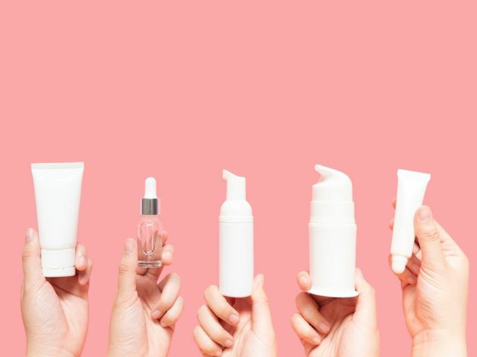 THE FUNCTION OF BETAINE IN COSMETICS