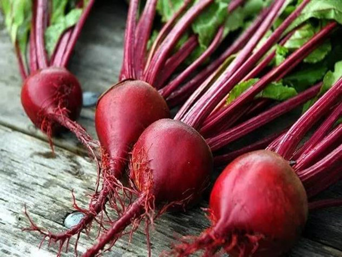 The principle of betaine on plant growth